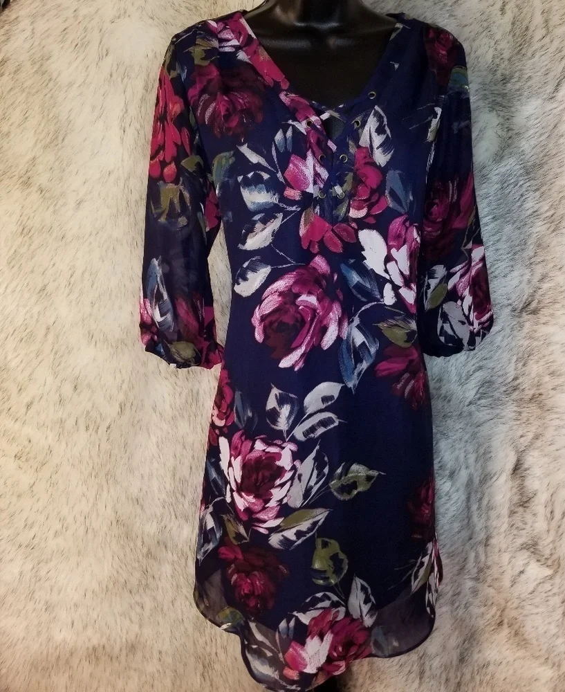Dress beautiful figure flattering gown outfit